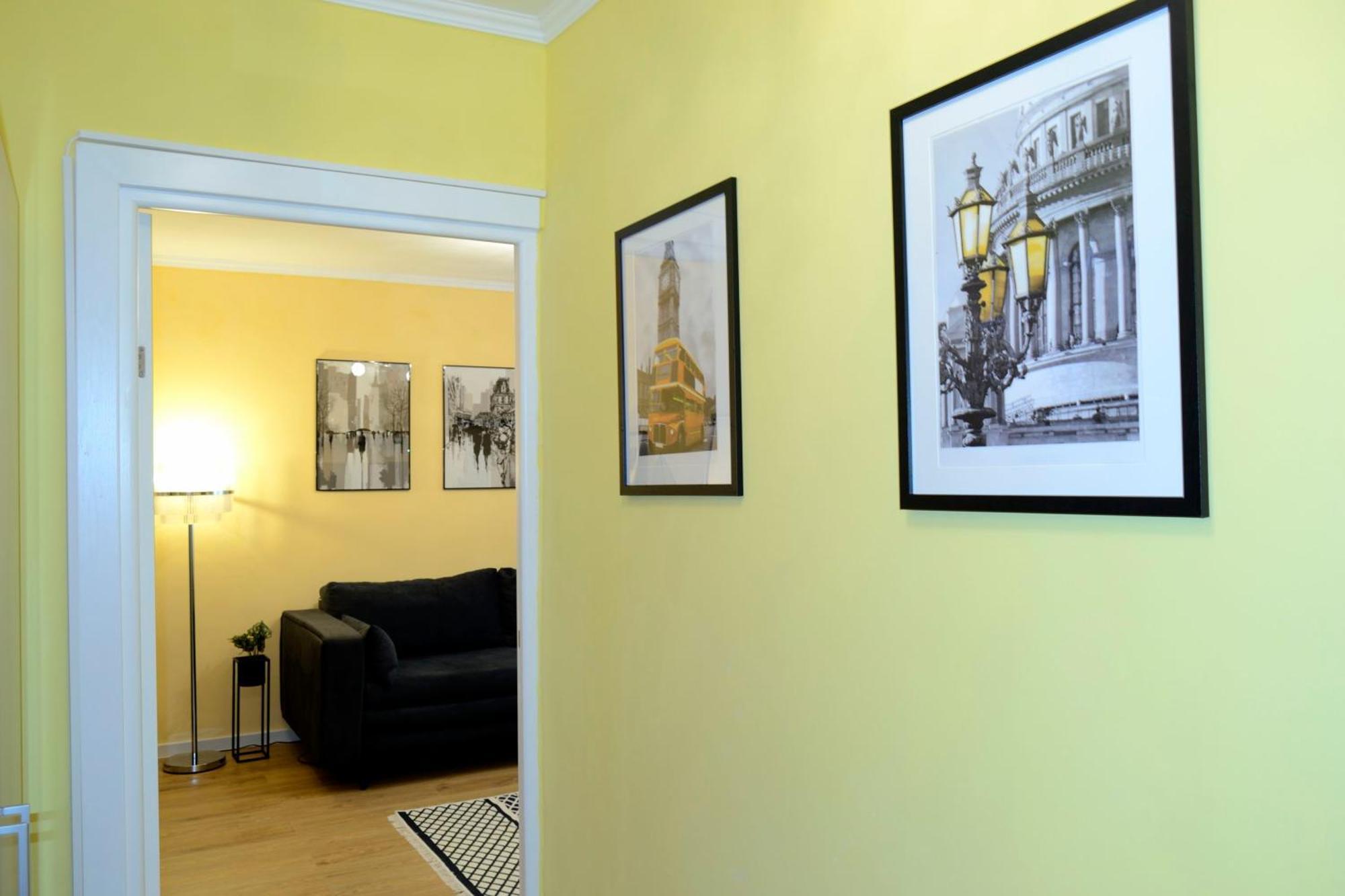Cozy 2 Rooms Apartment Drumul Taberei Bucharest Luaran gambar